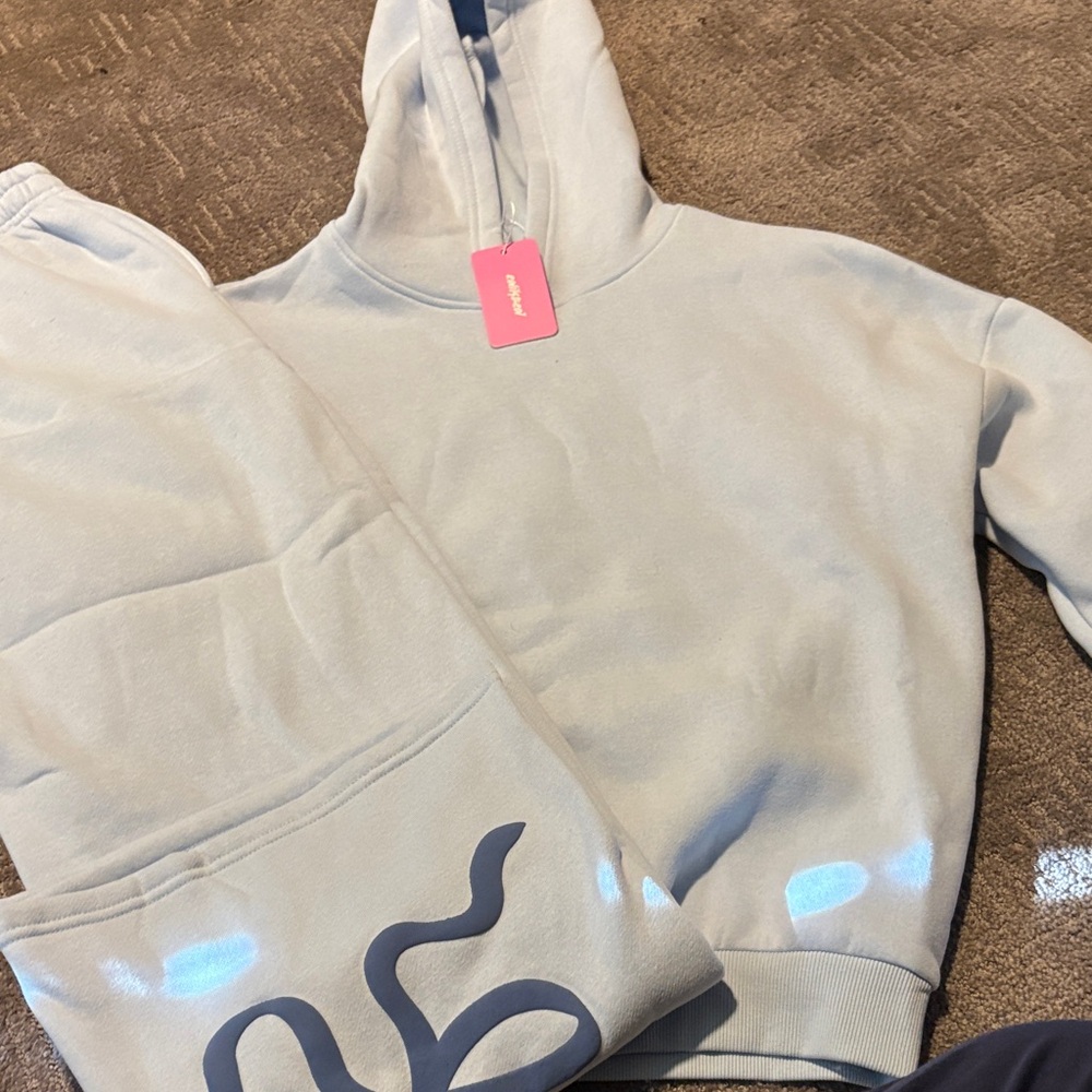 Edikted Pink Tag with Light Blue Fabric
